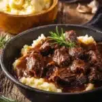 Slow Cooker Beef Manhattan 3 slow cooker beef manhattan 2025 11 28 082022 150x150 1